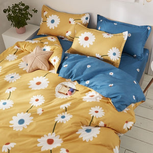 Nordic Flowers Duvet Cover and Bedding Set